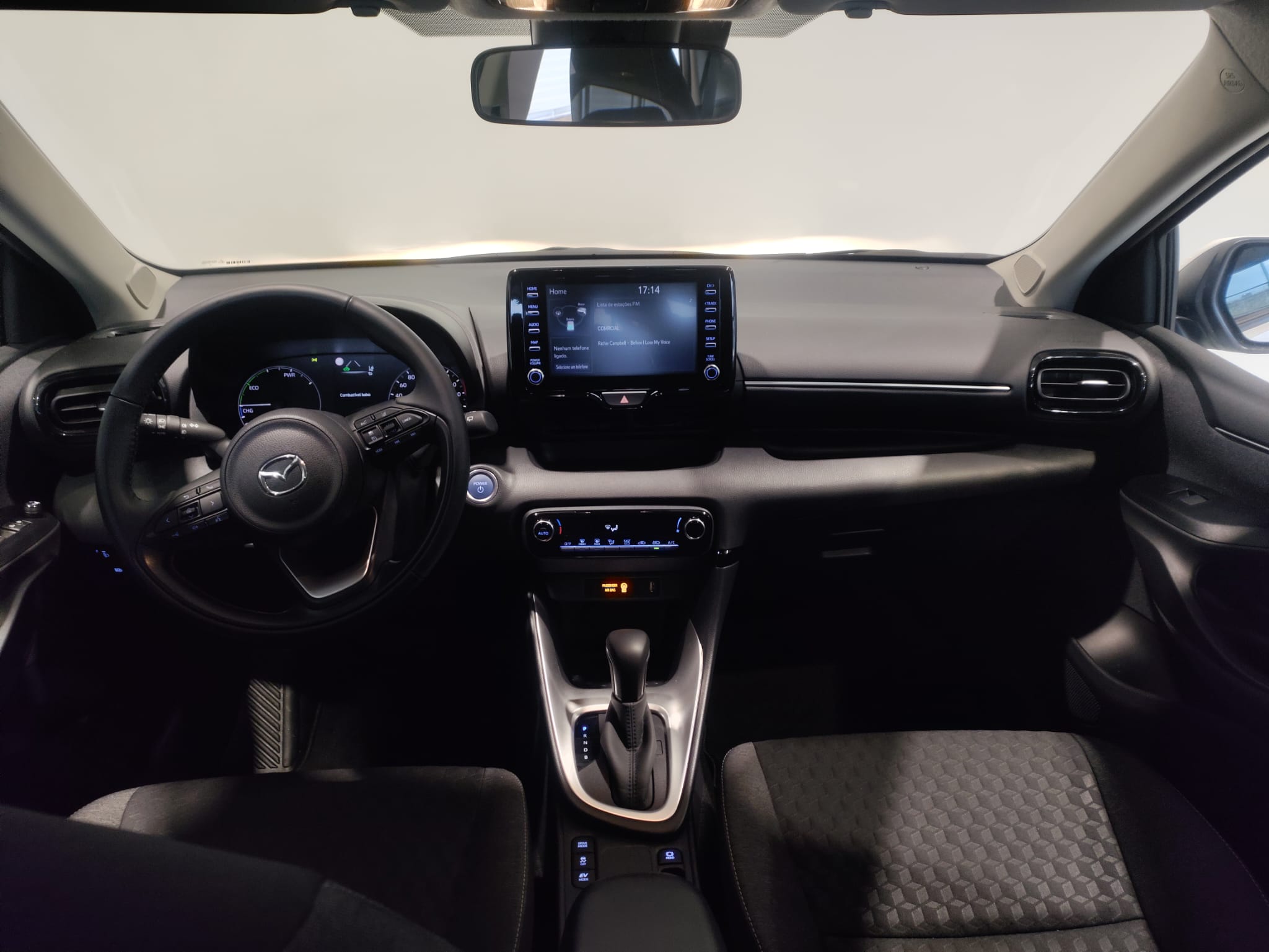 Mazda 2 Hybrid Agile