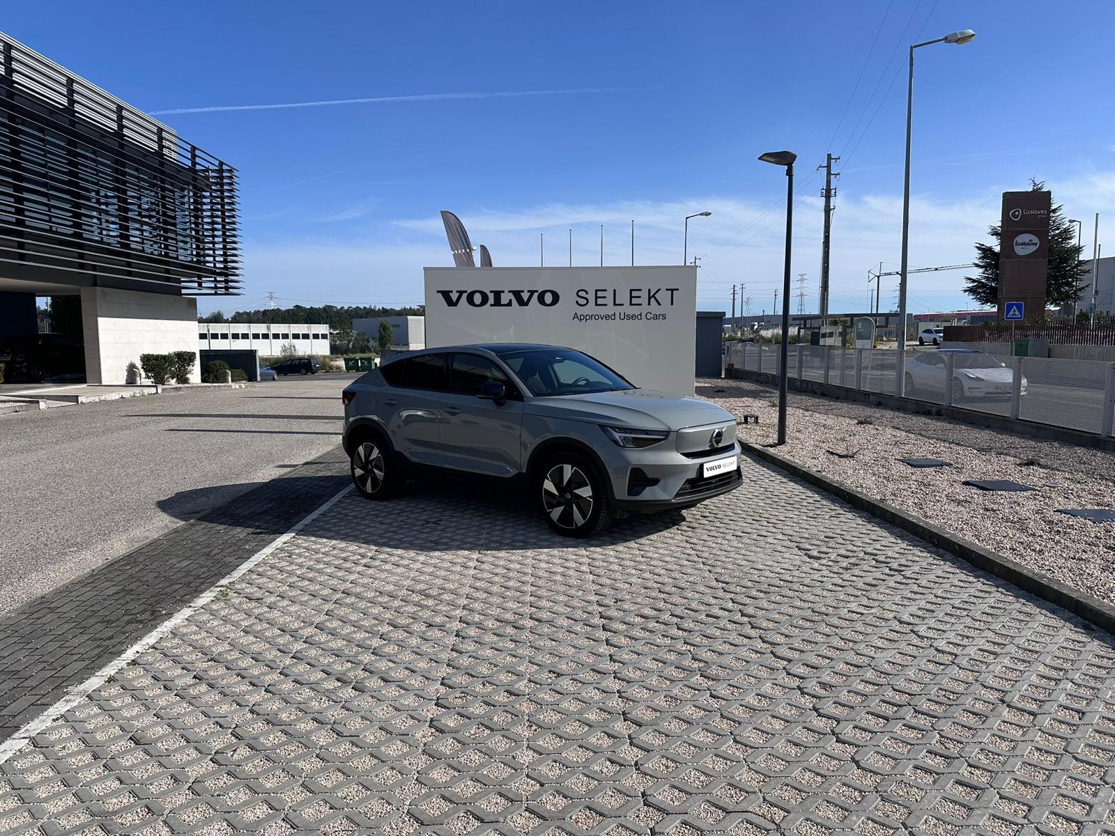 Volvo C40 Plus