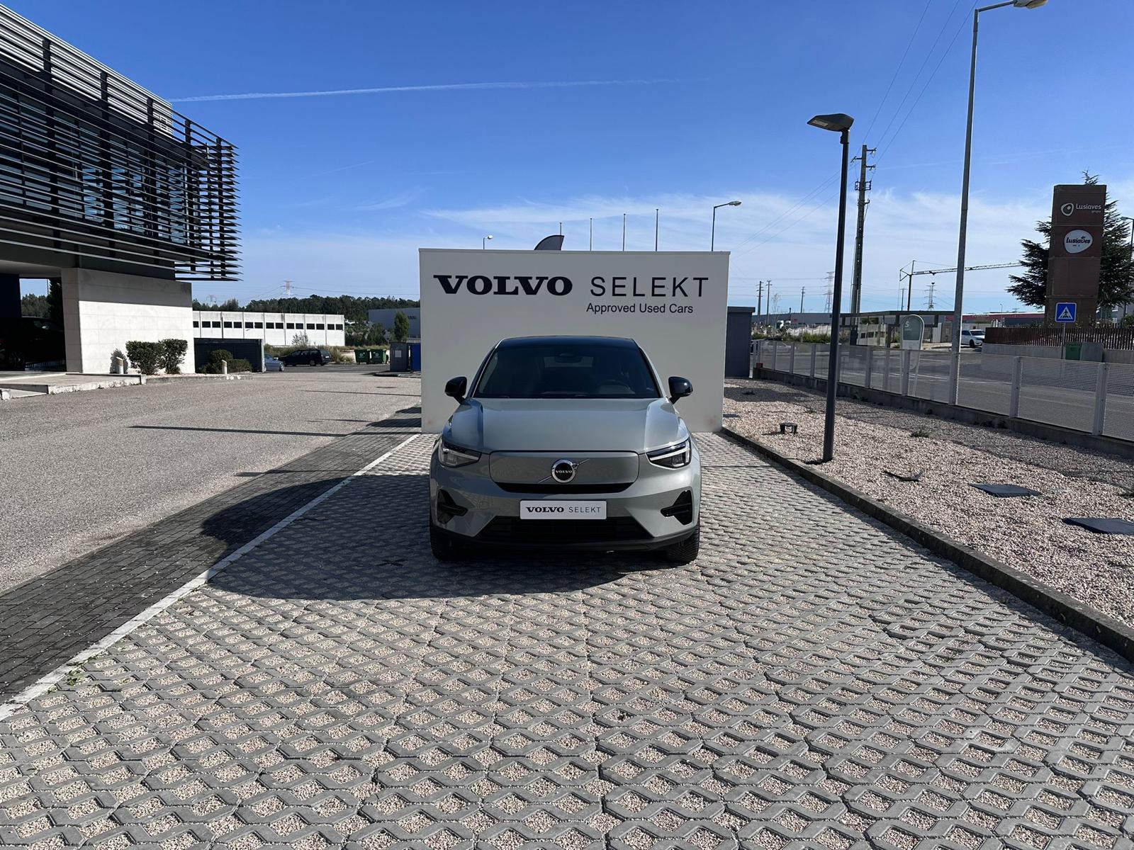 Volvo C40 Plus