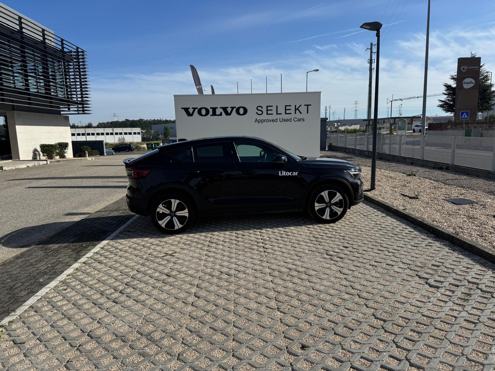 Volvo C40 Plus