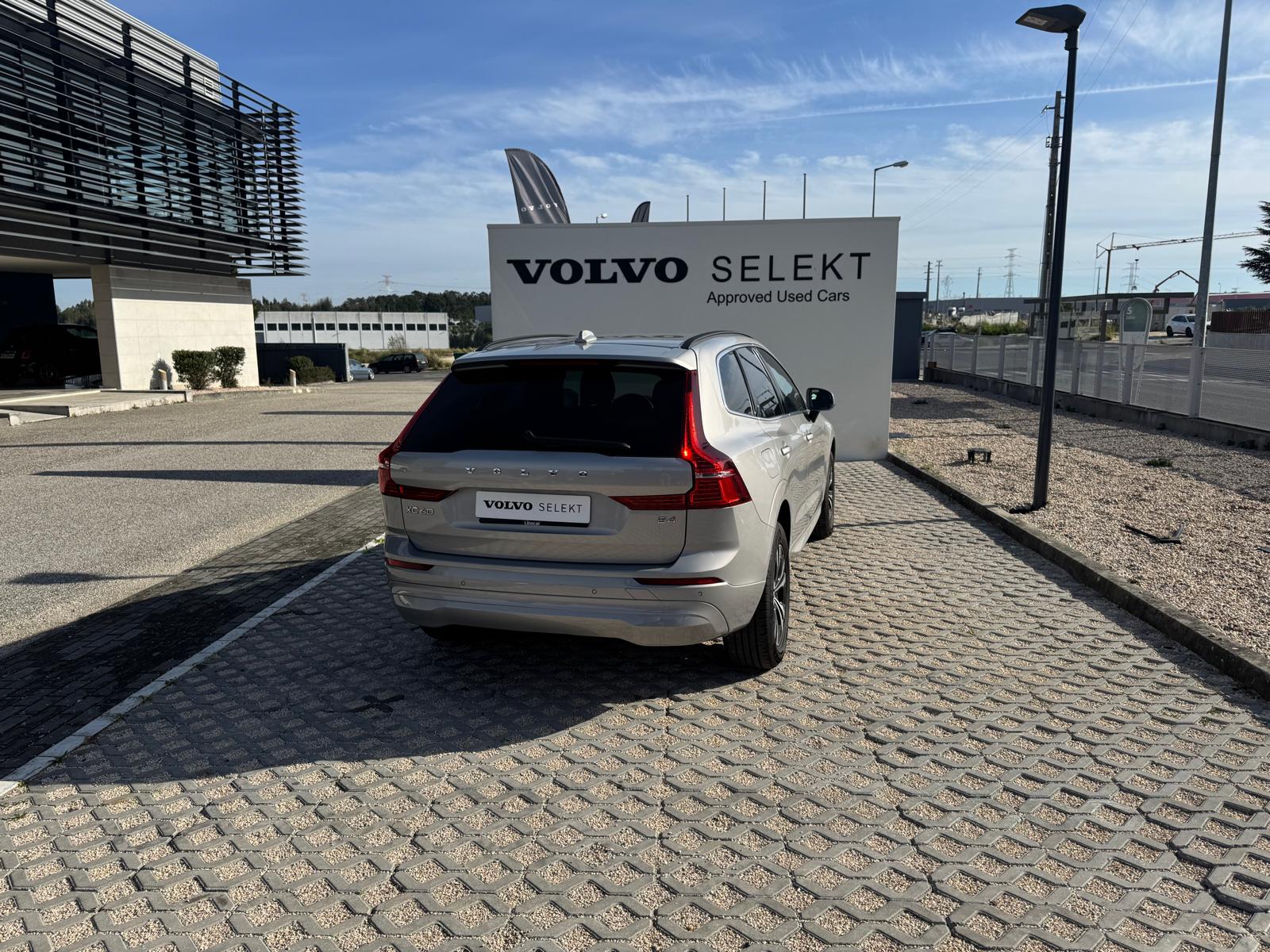 Volvo XC60 Momentum Plus