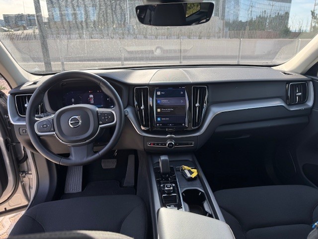 Volvo XC60 Momentum Plus