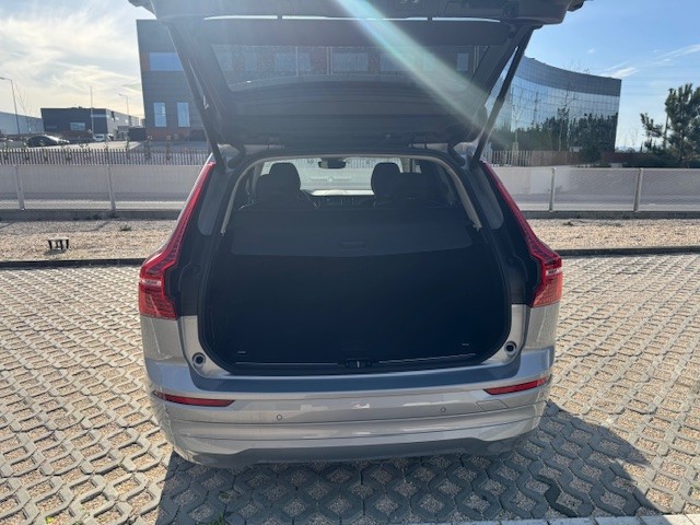 Volvo XC60 Momentum Plus