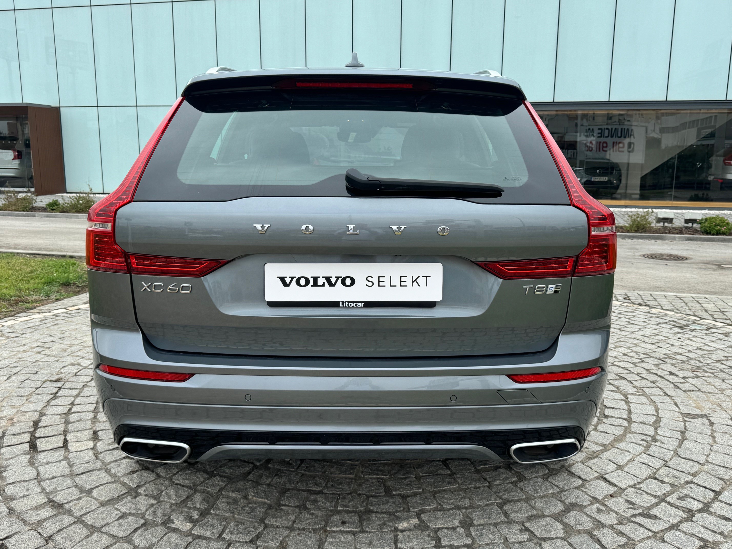 Volvo XC60 R-Design