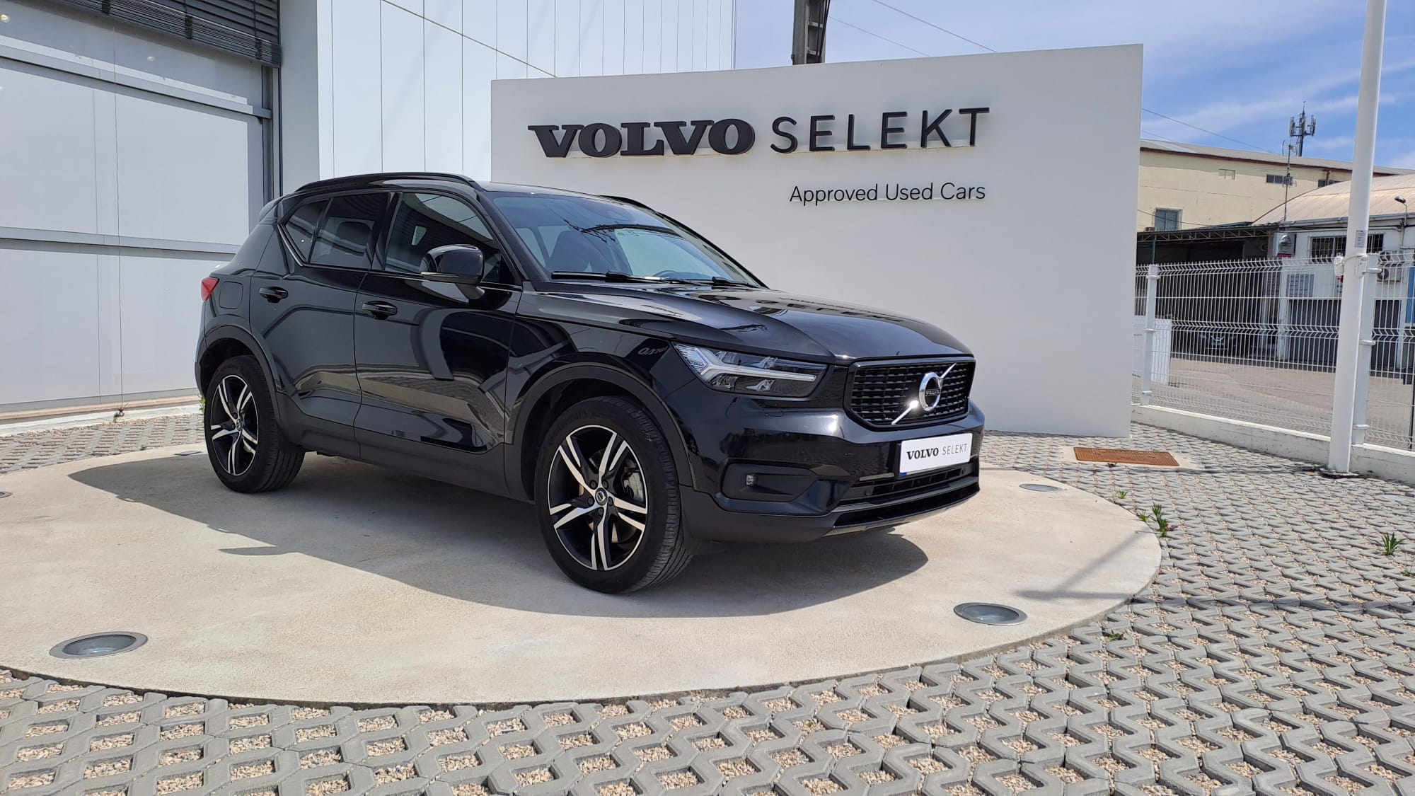 Volvo XC40 R-Design Expression