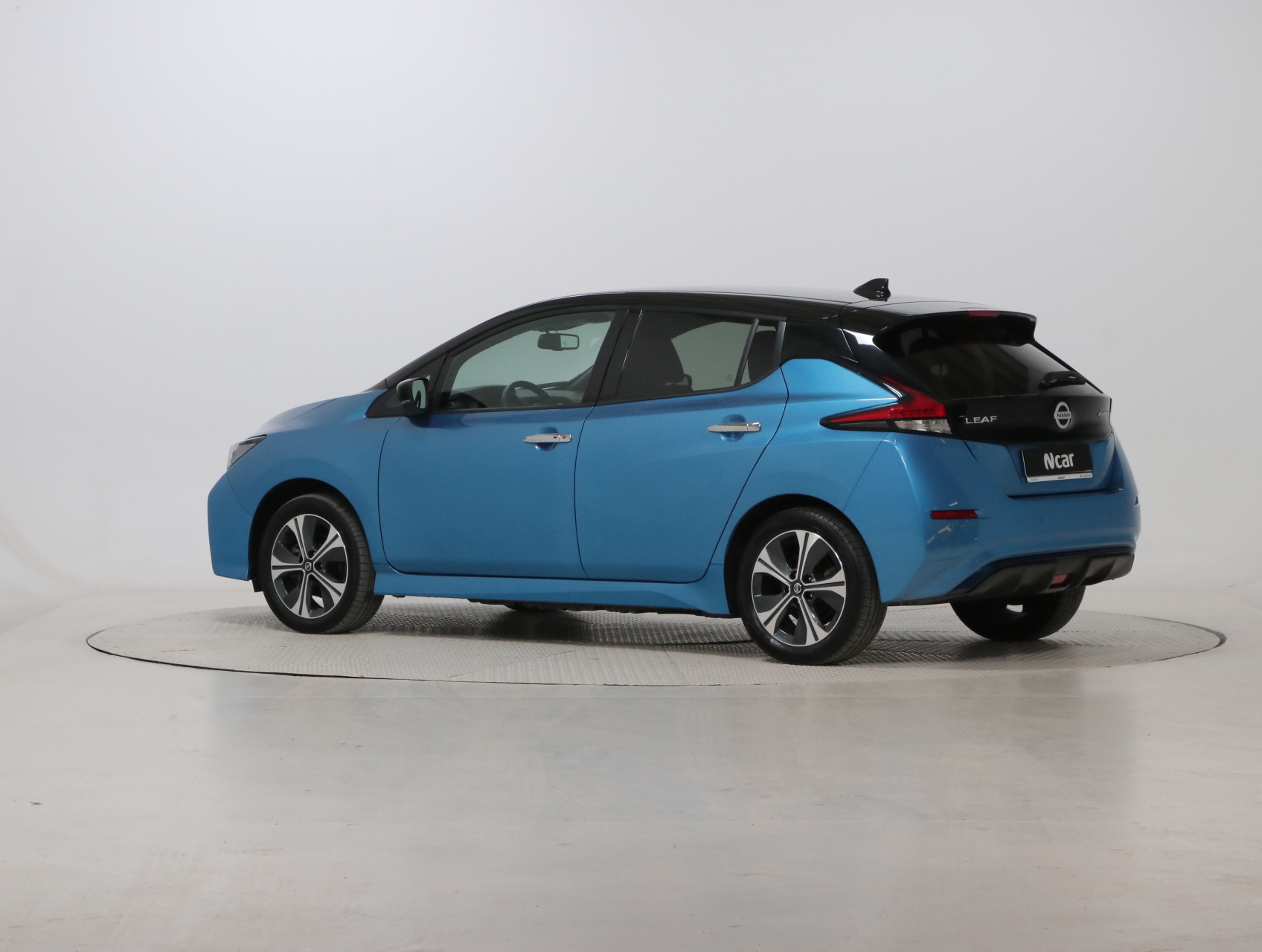 Nissan Leaf Leaf10