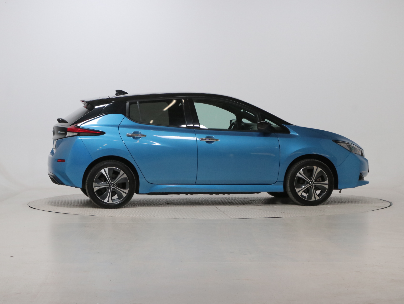 Nissan Leaf Leaf10