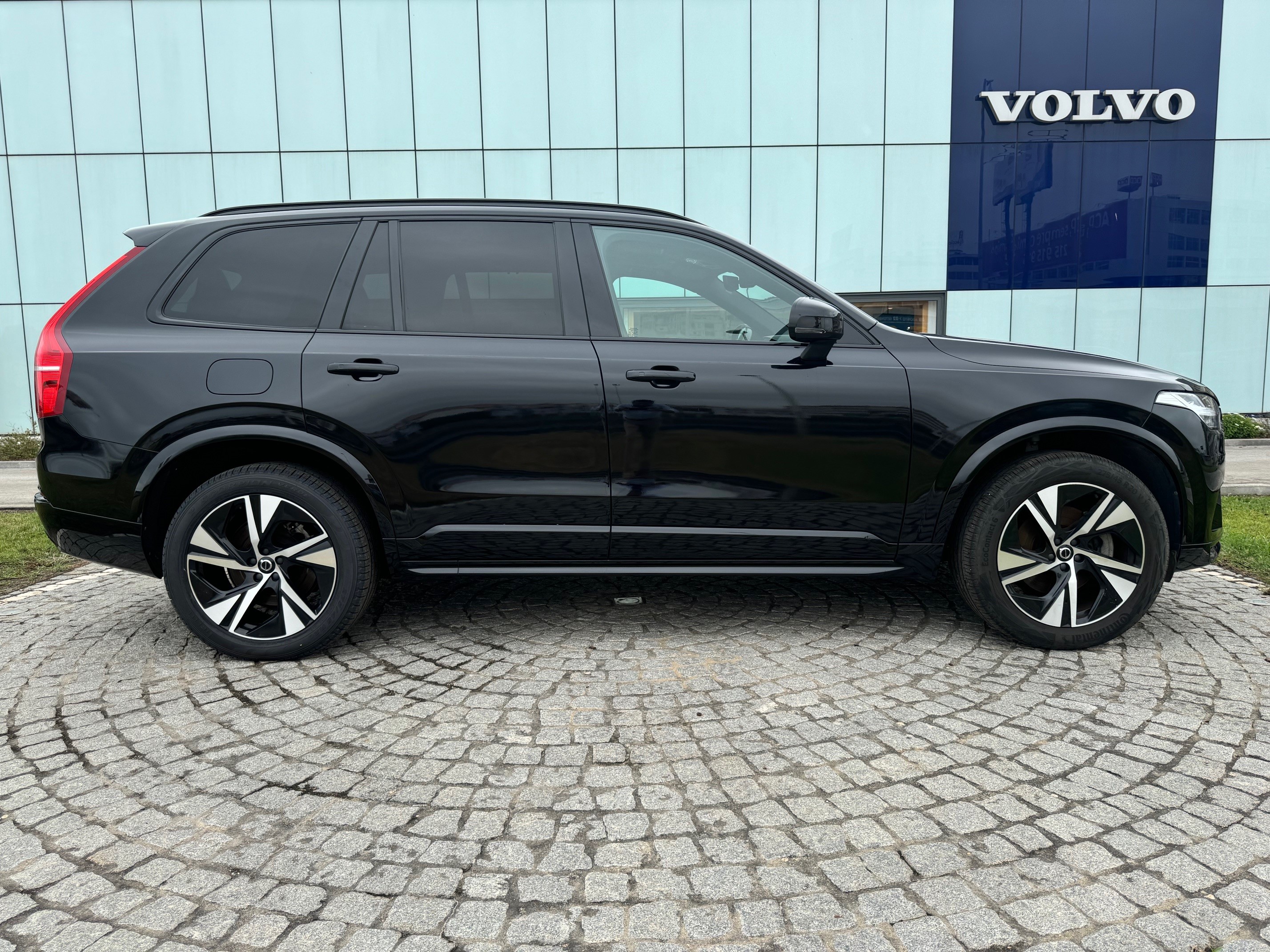 Volvo XC90 R-Design