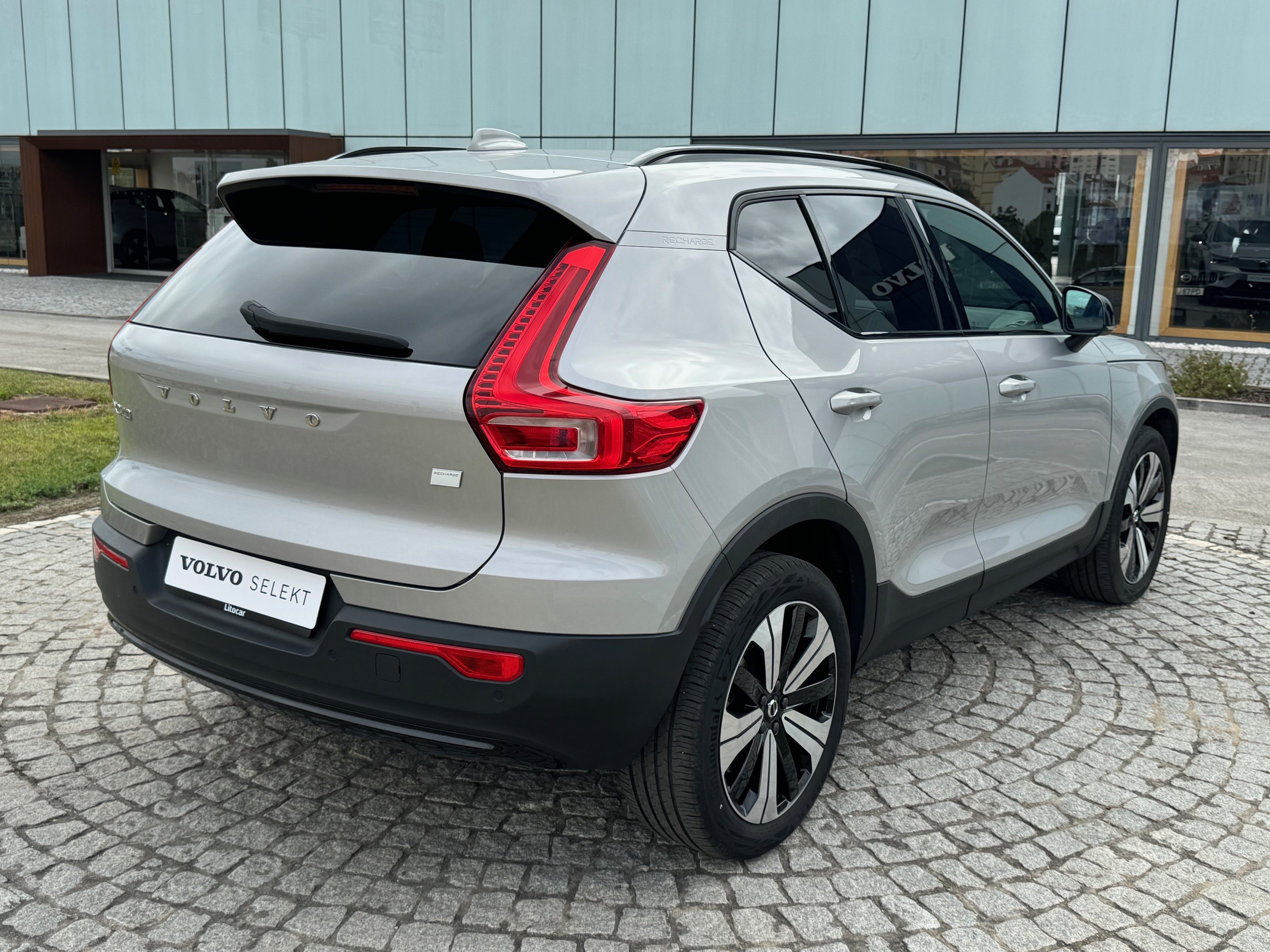 Volvo XC40 Plus