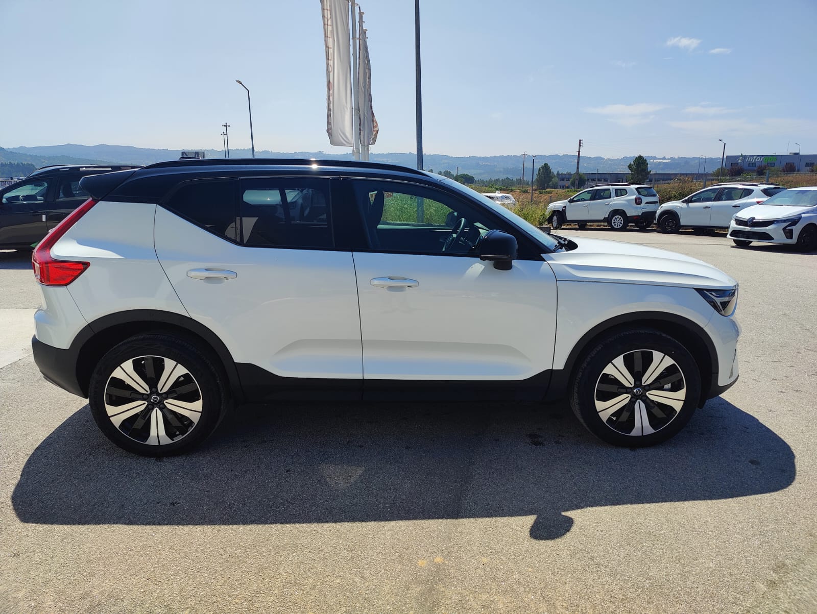 Volvo XC40 Plus