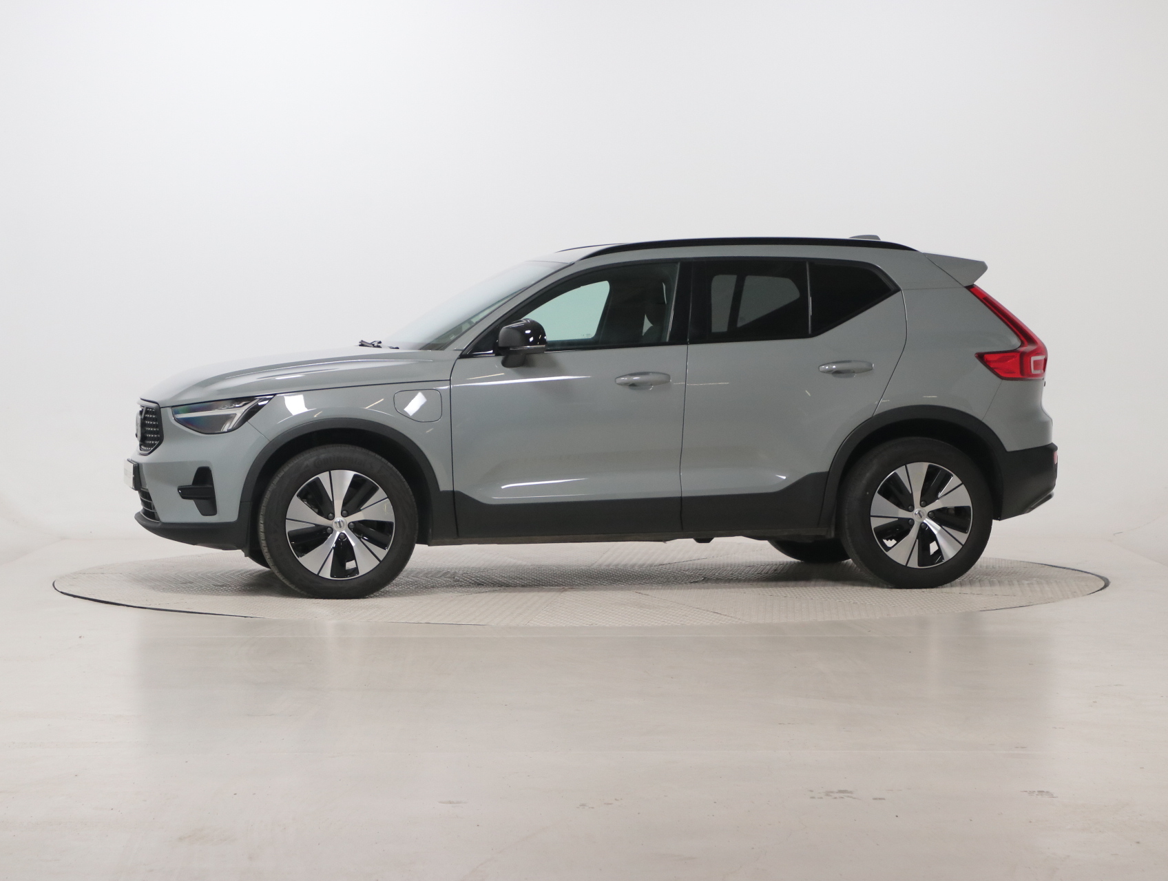 Volvo XC40 Plus Dark