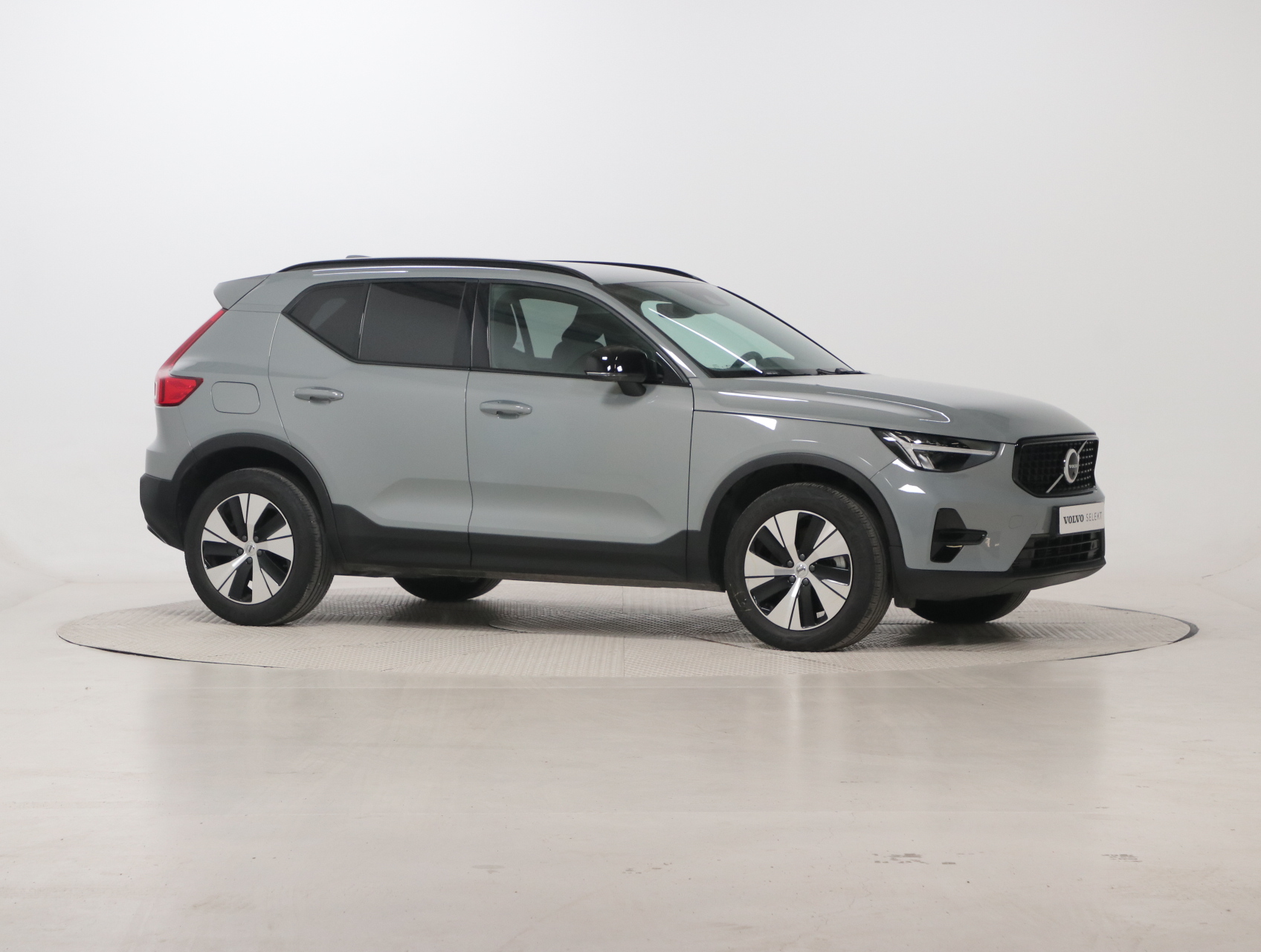 Volvo XC40 Plus Dark